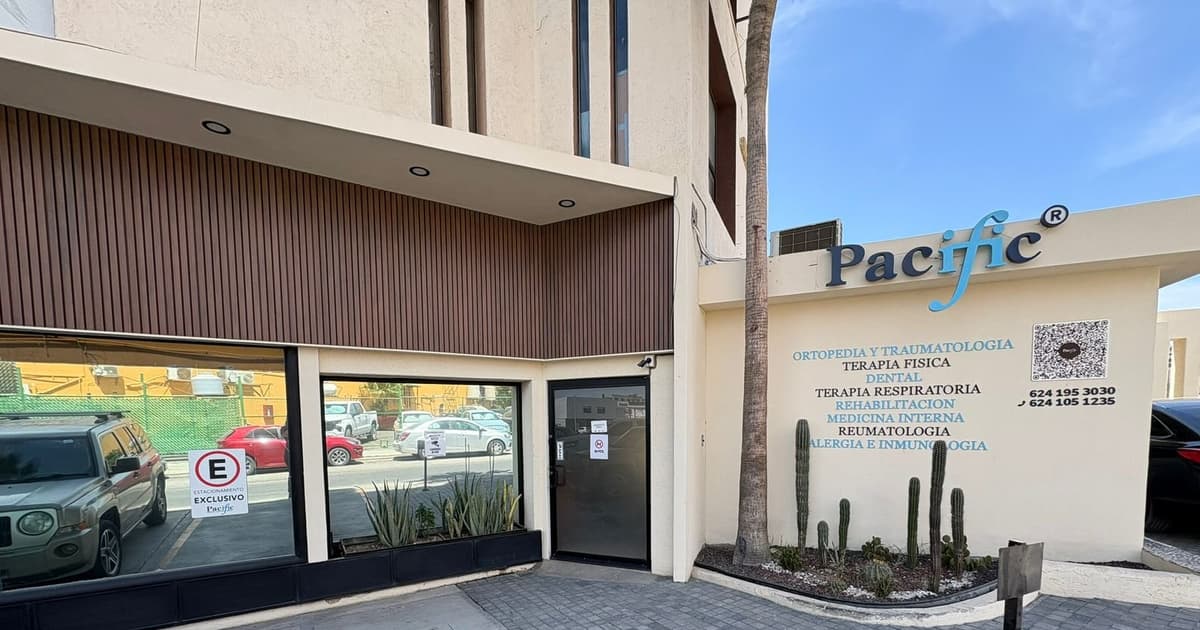 Fachada de Pacific Medical Group en Cabo San Lucas